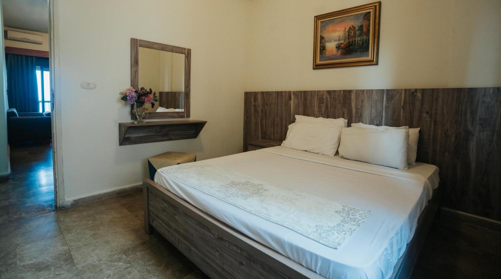 Holiday Suites Hotel & Beach Resort จูนิเย ภายนอก รูปภาพ