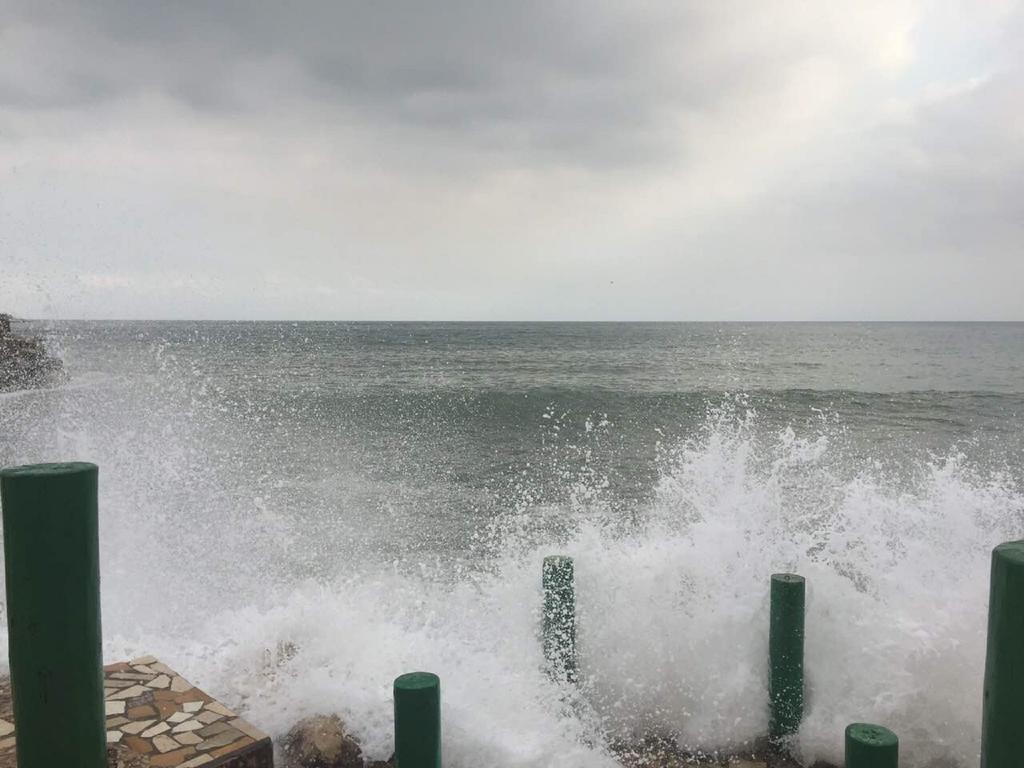 Holiday Suites Hotel & Beach Resort จูนิเย ภายนอก รูปภาพ